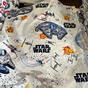 Pottery Barn kids/teens sheet set.